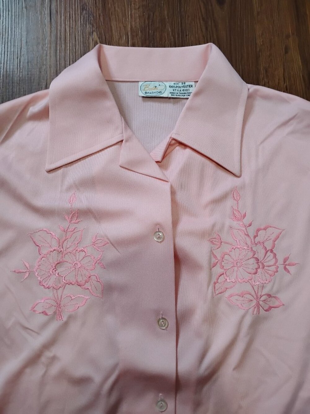 Vintage Beeline Floral Embroidered Western Polyester Shirt Pink